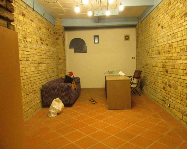 Beautiful and spacious house for rent in Hue alley with 5 floors fully furnished covering 350m2 land using. 3