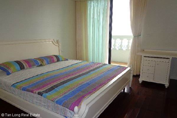 Beautiful apartment for rent in Pacific Place 33 Phan Boi Chau Hoan Kiem district 9