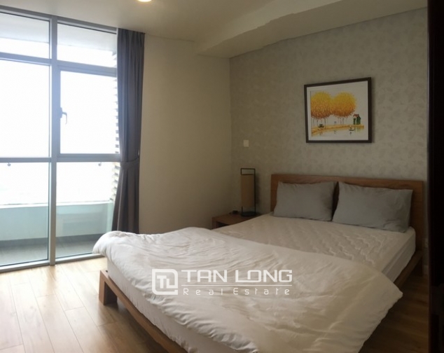 Beautiful apartment in Water Mark in Lac Long Quan street, for lease in Hanoi 6