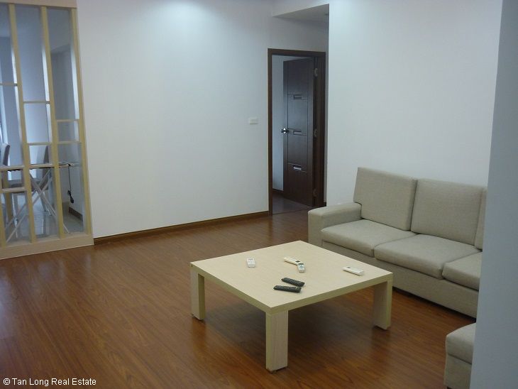 Beautiful apartment with 3 bedrooms for sale in Star Tower, Cau Giay, Hanoi 1