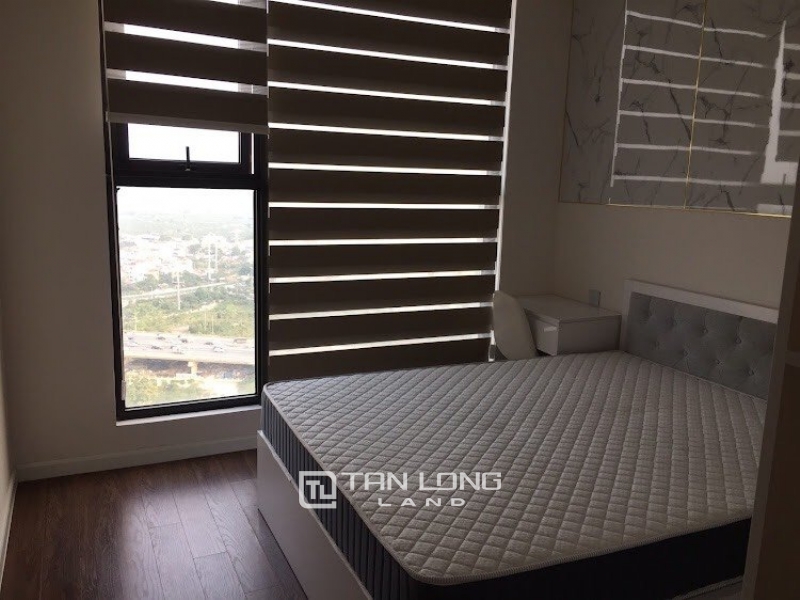 Beautiful river view apartment for rent in R2 Sunshine Riverside 7