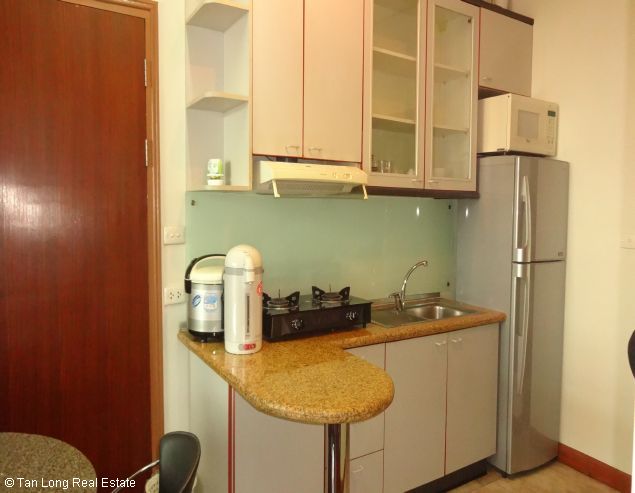 Beautiful serviced apartment for rent in Oriental Palace, Tay Ho district, Ha Noi. 4