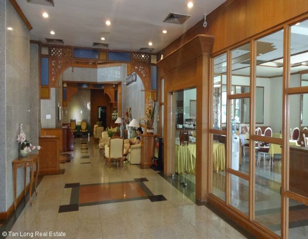 Beautiful serviced apartment for rent in Oriental Palace, Tay Ho district, Ha Noi. 8