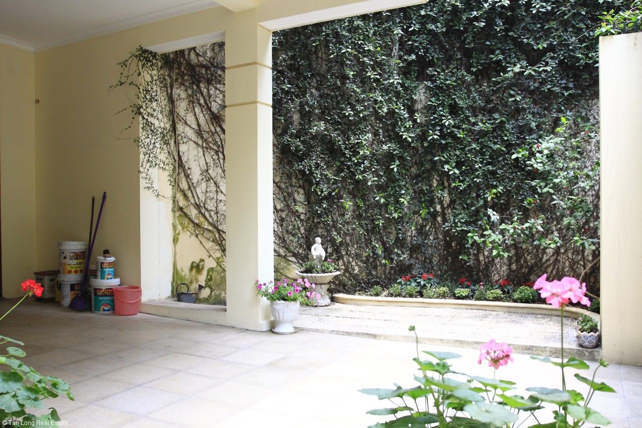 Beautiful villa for rent in Vong Thi Street, Tay Ho district, Hanoi 10