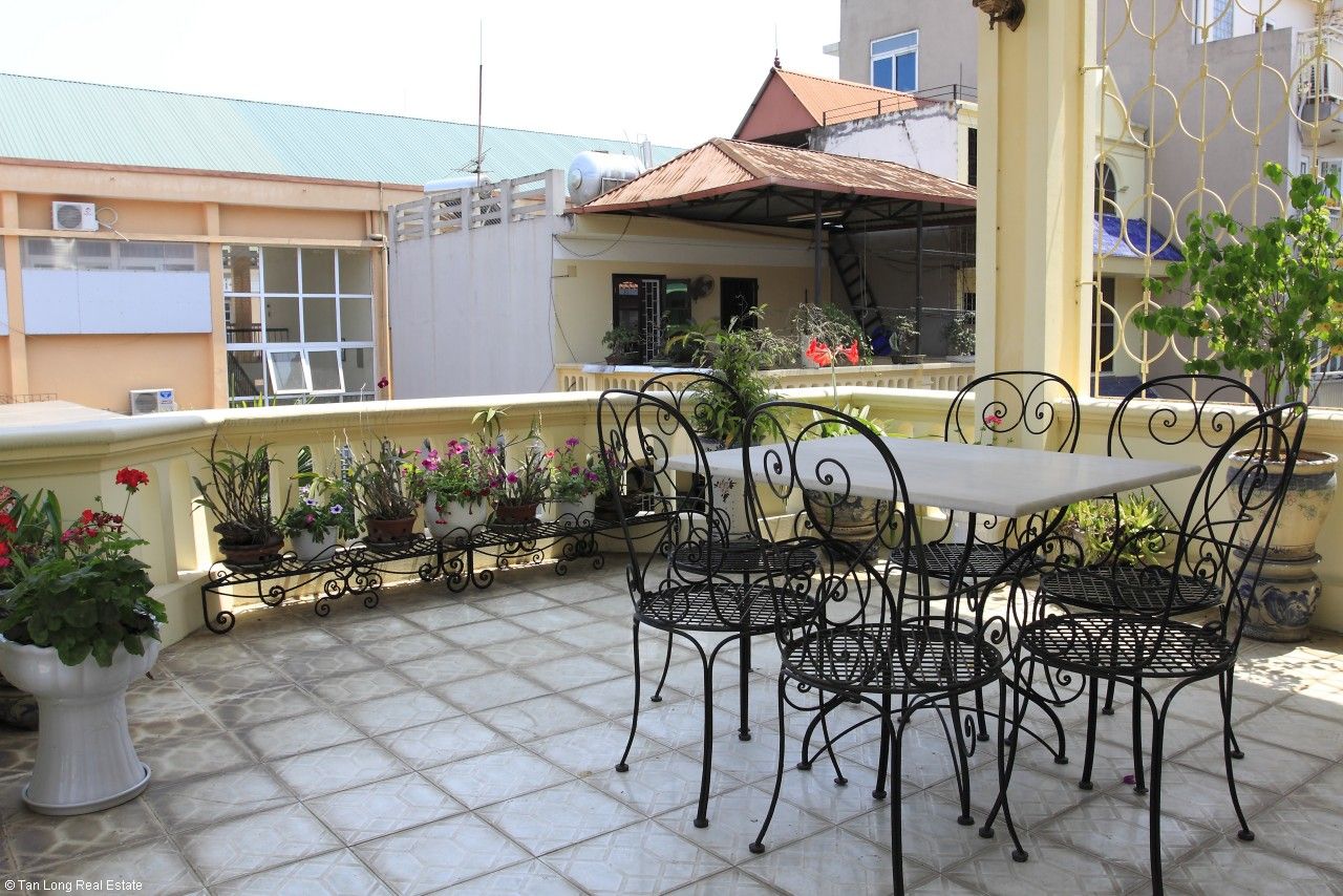 Beautiful villa for rent in Vong Thi Street, Tay Ho district, Hanoi 9
