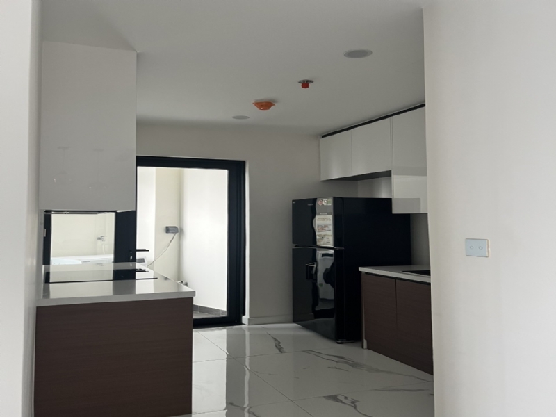 Beautifully designed 2 bedroom apartment for lease in S3 Tower Sunshine city 3