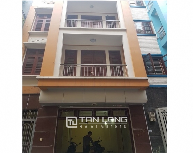 Bight house in Chelsea park, Trung Kinh, Cau Giay district, Hanoi for lease 1