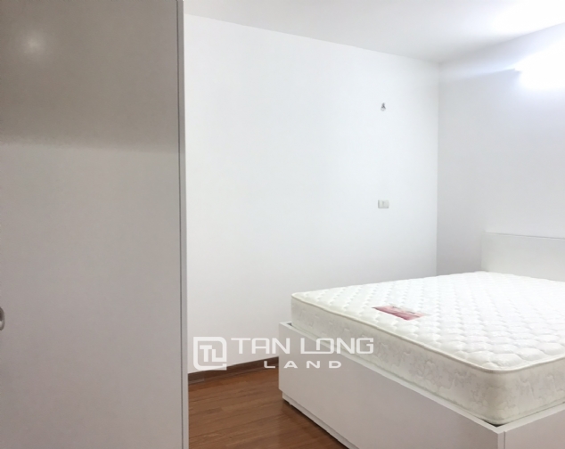 Brand new 2 bedroom apartment for rent in Lac Hong West Lake Building, Tay Ho 4