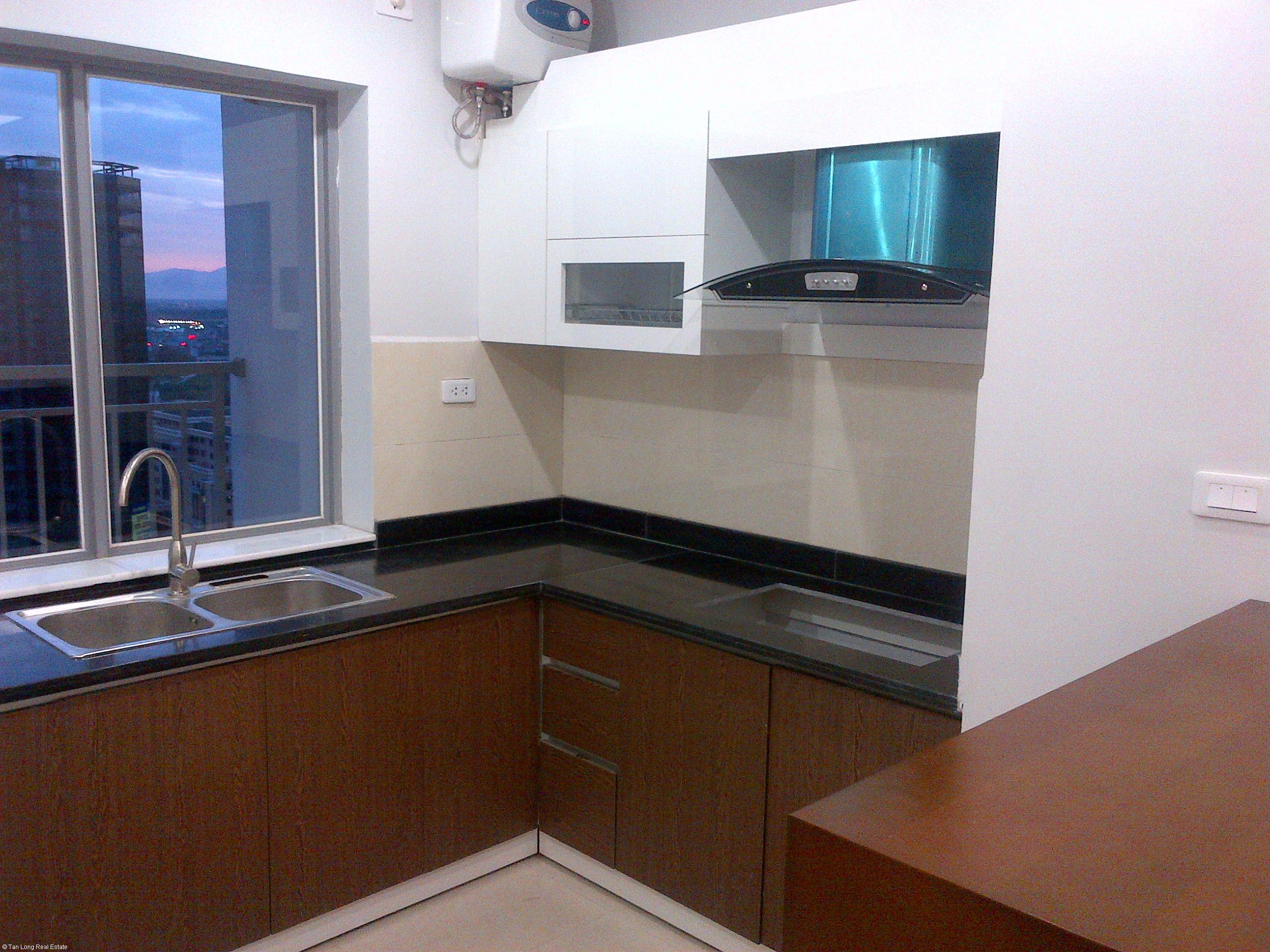 Brand new 2 bedroom apartment for rent in Star Tower, Cau Giay, Hanoi 10