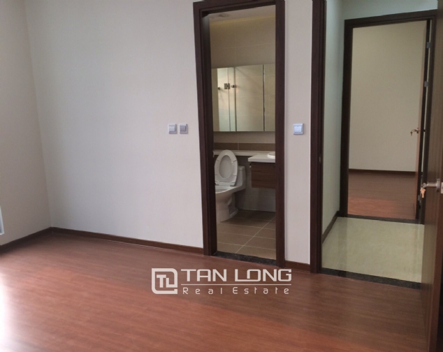 Brand new 3 bedrooms apartment for rent in CT2B tower, Trang An complex 6