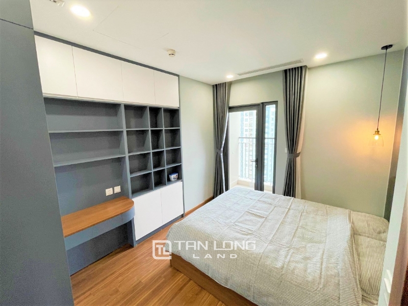 Brand new and modern 3 bedroom condominium for rent in Golden Park Tower, Hanoi 5