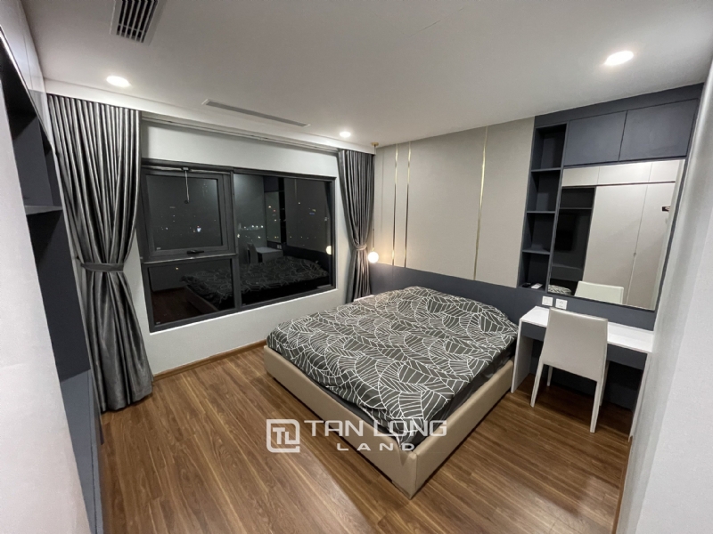 Brand new and modern 3 bedroom condominium for rent in Golden Park Tower, Hanoi 10