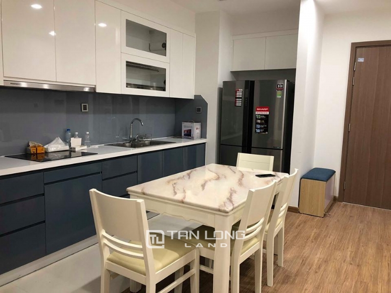 Brand new apartment for rent in Metropolis, Ba Dinh district 6