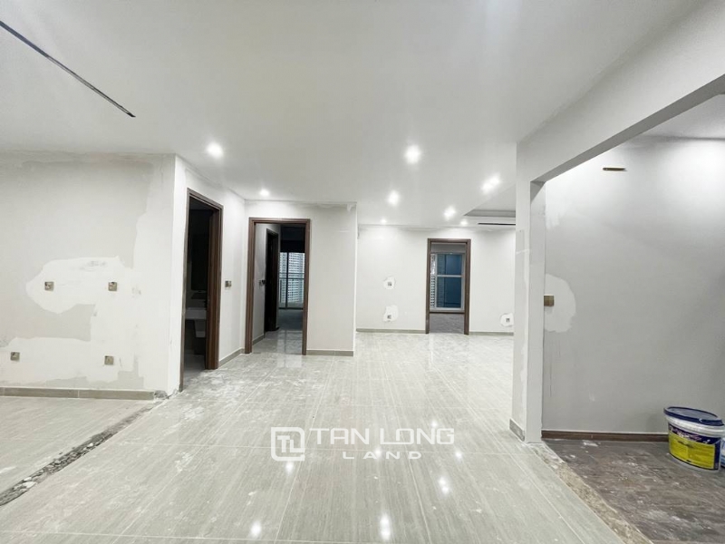 Brand new unfurnished 154 SQM apartment in The Link L5 Ciputra for rent 6