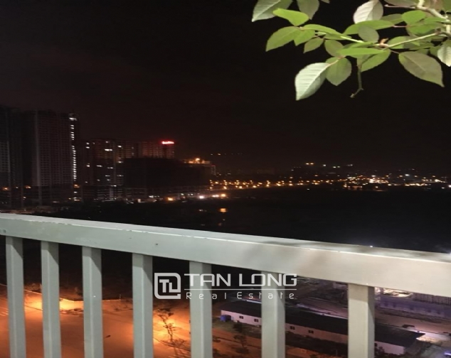 Brand-new 3 bedroom apartment in Ngoai Giao Doan urban for rent! 2