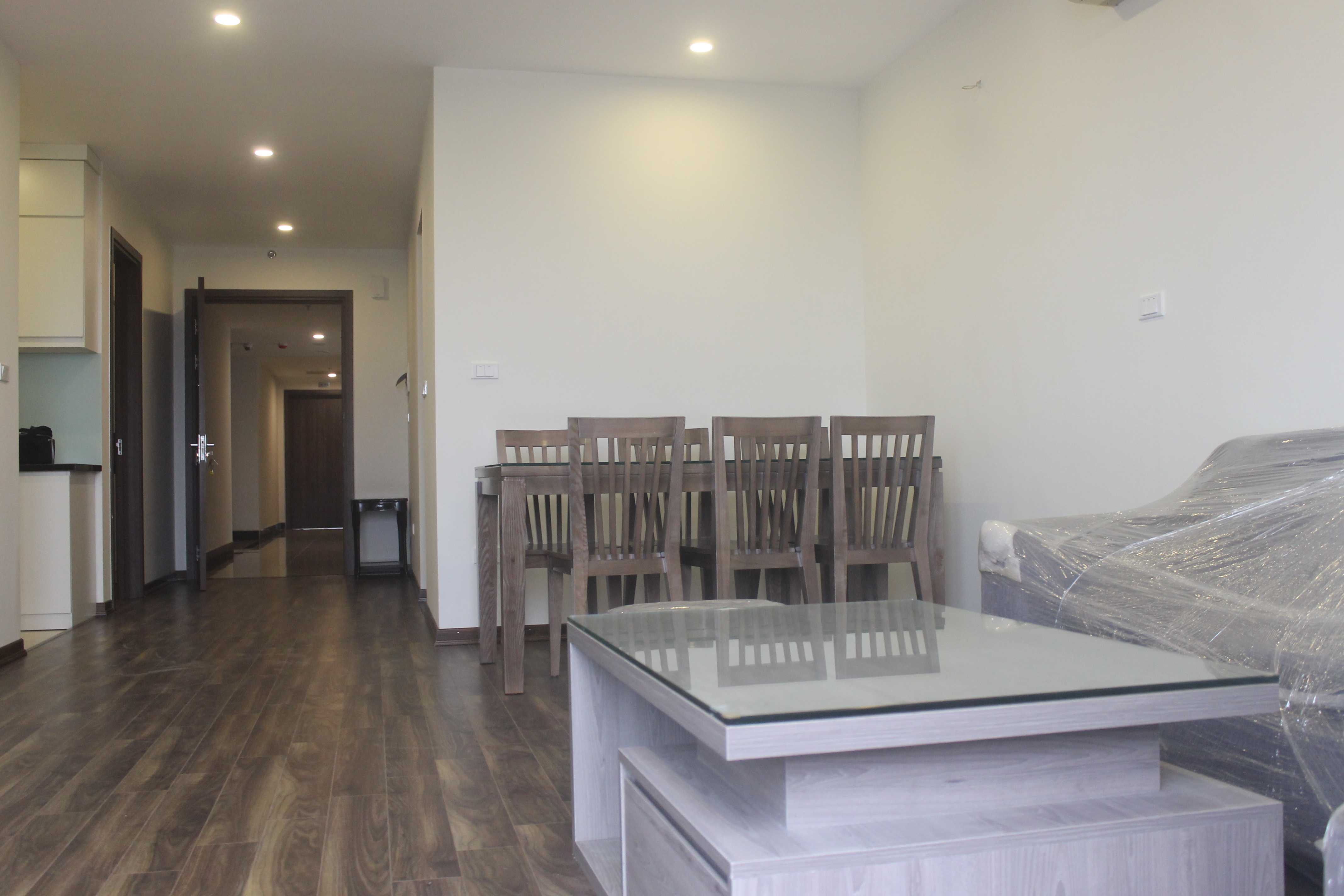 Brandnew apartment for rent in Lac Hong Westlake Building, Tay Ho district!