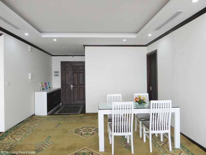 Brand-new furnishing apartment on high-rise building in Ba Dinh district to rent 3