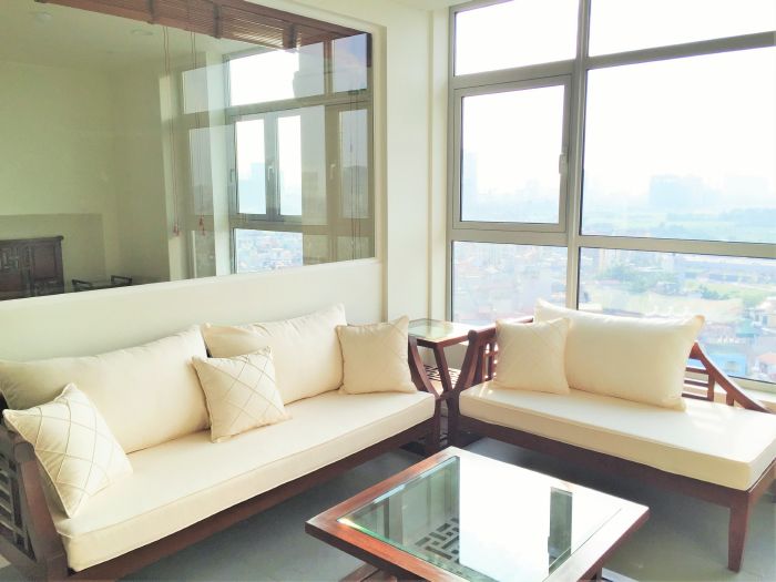 Bright 1 bedroom flat for rent in Watermark, Lac Long Quan str, Tay Ho dist