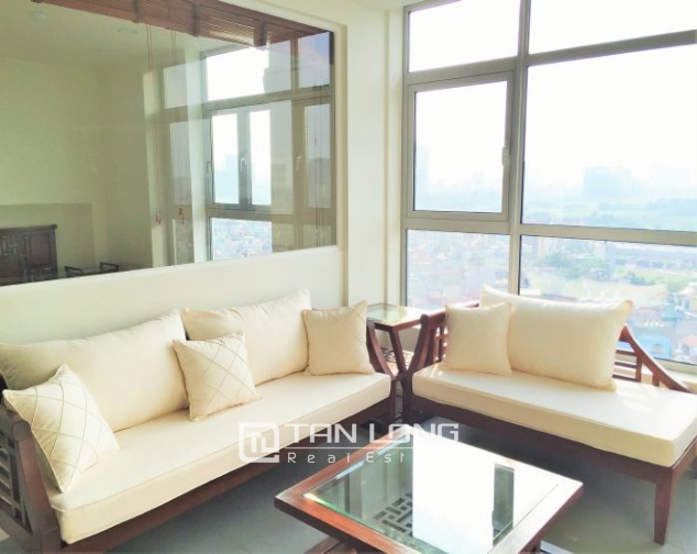 Bright 1 bedroom flat for rent in Watermark, Lac Long Quan str, Tay Ho dist 3