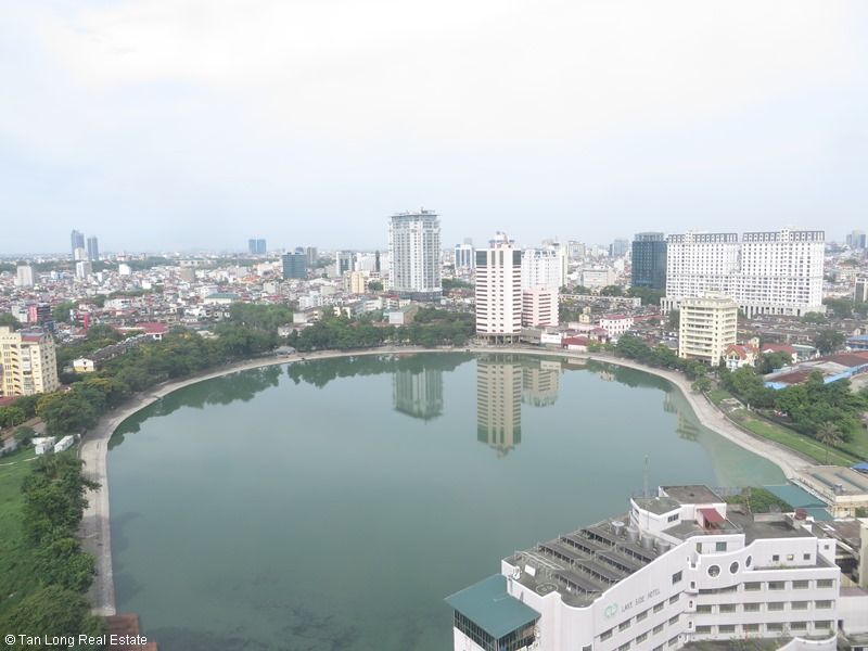 Bright 2 bedroom apartment for rent in Platinum Residences. 7