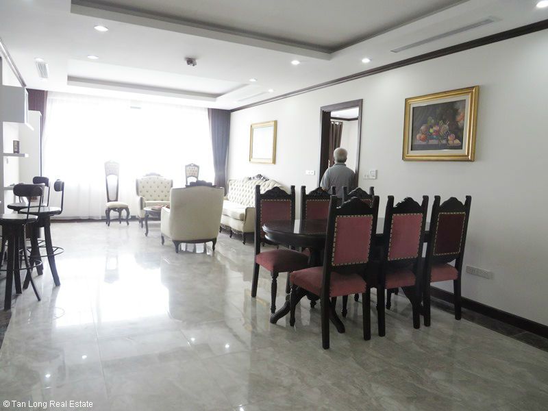 Bright 2 bedroom apartment for rent in Platinum Residences. 9