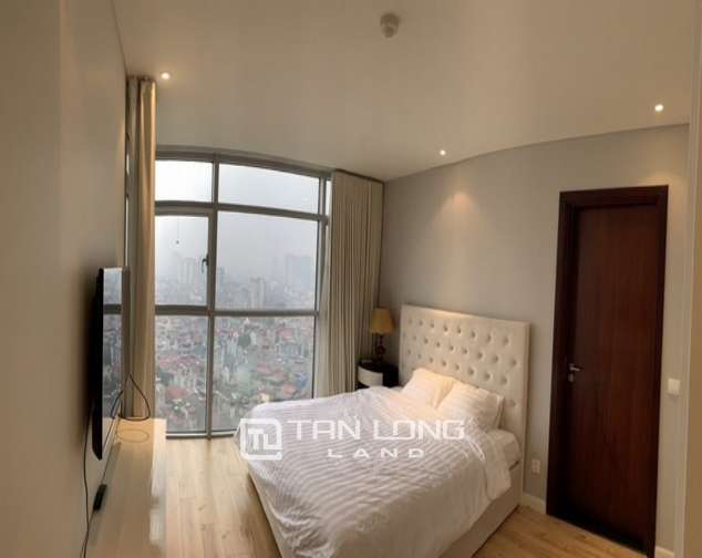 Bright and Westlake view 2 bedroom apartment for rent in Watermark, Lac Long Quan street,Tay Ho district 5