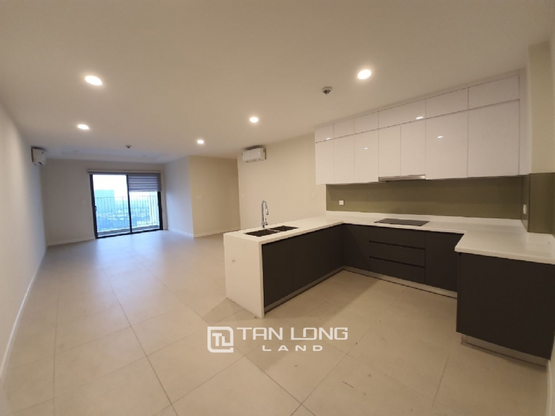 Bright apartment for rent in Kosmo Tay Ho, Tay ho district 3