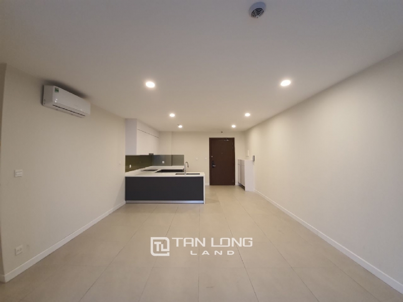 Bright apartment for rent in Kosmo Tay Ho, Tay ho district 4
