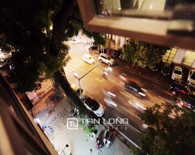 Charming 1 bedroom serviced apartment rental with street view in Ngo Quyen, Hoan Kiem 7