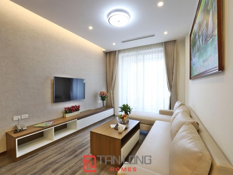 Charming well 02 bedroom apartment for rent in Tay Ho street 5