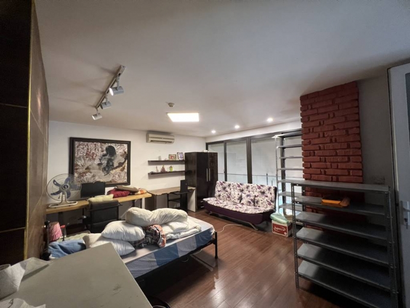 Cheap duplex apartment in E1 Ciputra for rent 6