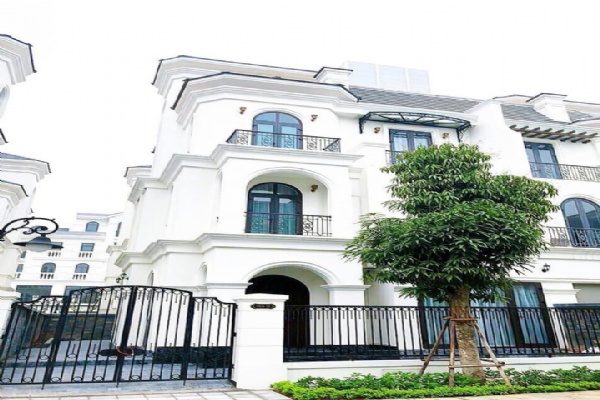 Cheap villa for rent in Vinhomes Ocean Park Gia Lam