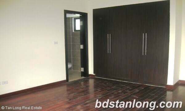Chelsea Park Hanoi, unfurnished apartment for rent 4