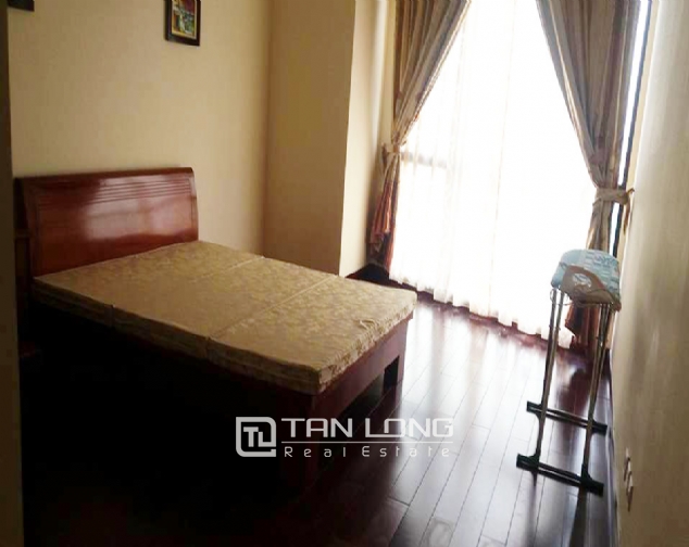 City view 2 bedroom apartment in R4 Vinhomes Royal City for rent 7