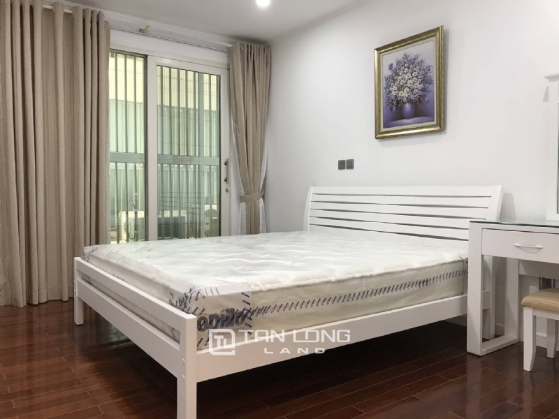 Classic 267sq.m apartment for rent in L2 Ciputra, overlooking the golf course 12