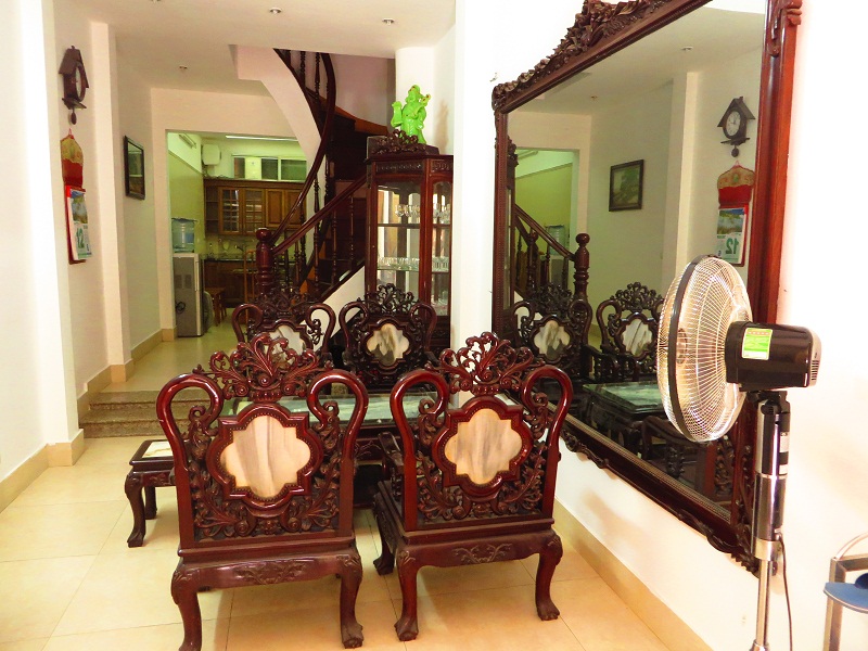 Classic house with 4 bedrooms rental in Ngo Tat To, Dong Da district, Hanoi