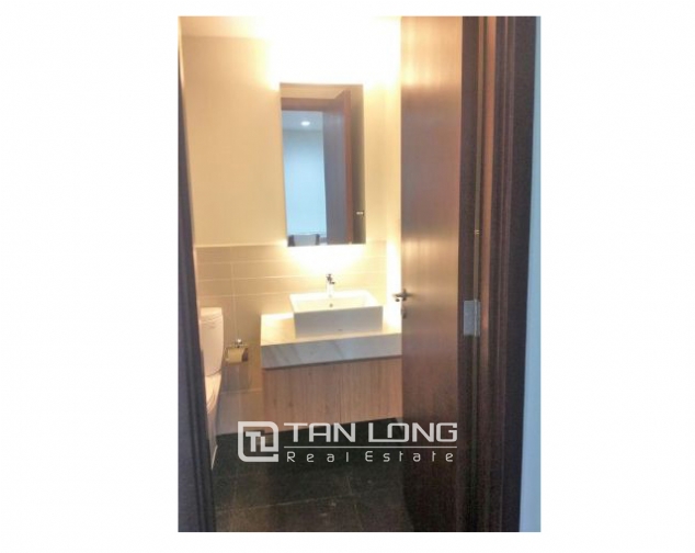 Classical 1 bedroom apartment for rent in Watermark, Lac Long Quan str, Tay Ho dist 8