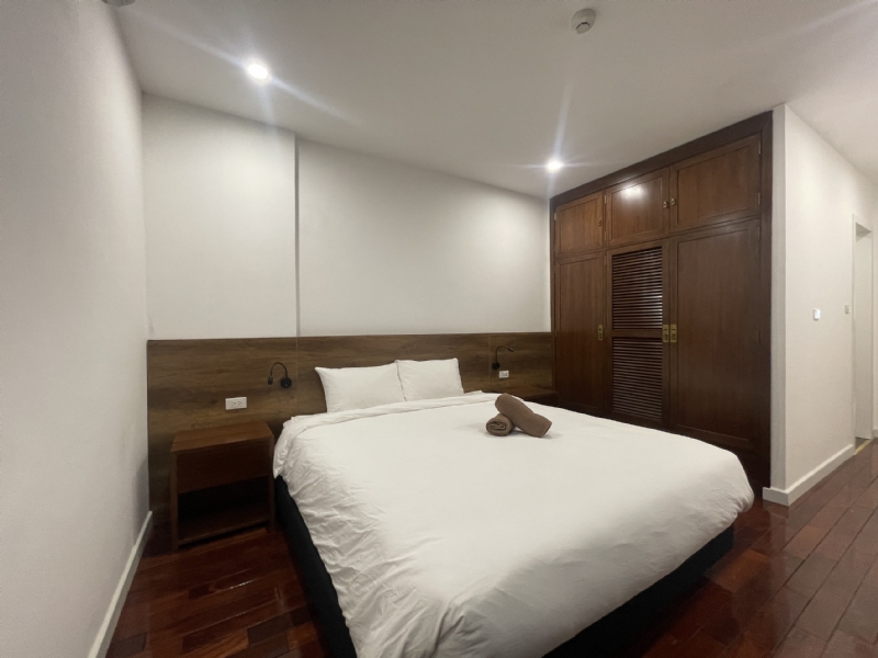 Colorful serviced apartment for rent on To Ngoc Van St Tay Ho 7