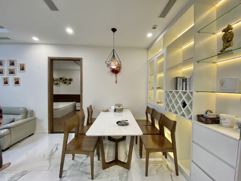 Comfy and handy apartment for rent in Sunshine City Ciputra 5