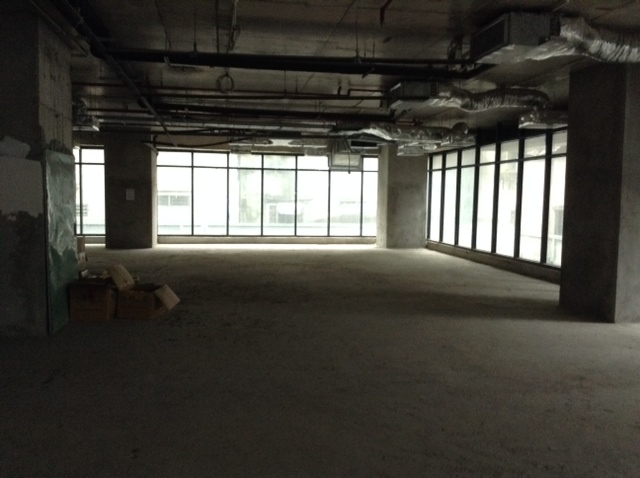 Commercial flat in Lancaster tower in Ba Dinh for lease
