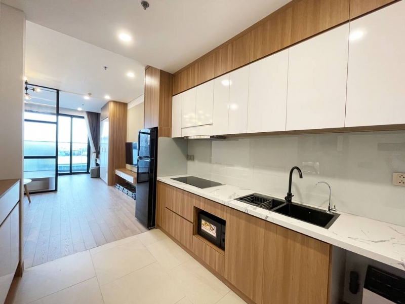Contemporary Serviced Studio Apartment for Rent at Lancaster Luminaire 8