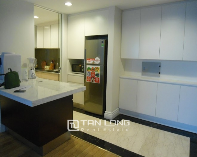Cozy 1 bedroom apartment for rent in Hoang Thanh Tower, Hai Ba Trung 4