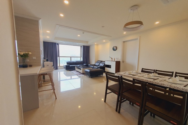 Dazzling Fully Equipped 3 Bedrooms Apartments in Starlake for rent 
