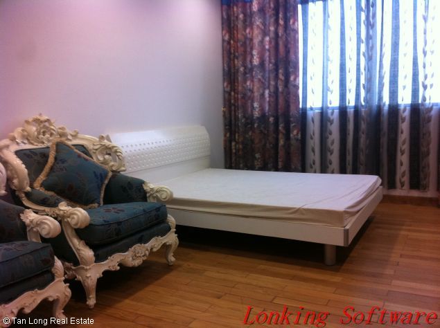 Dolphin Plaza 2 bedroom apartment to rent in Cau Giay district 8