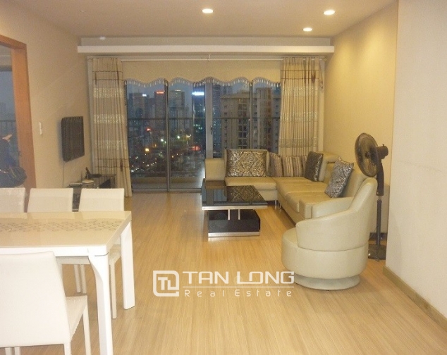 Elegant 2 bedrooms apartment for lease in Sky City, Lang Ha street 1