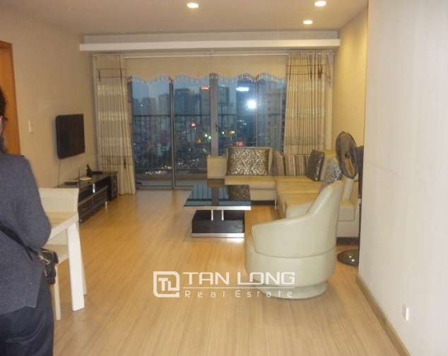 Elegant 2 bedrooms apartment for lease in Sky City, Lang Ha street 2
