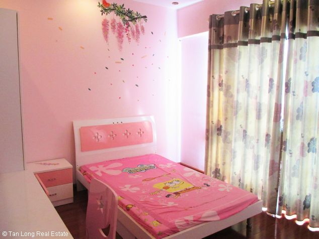 Elegant 3 bedroom flat for rent in Peach Garden, Tay Ho dist, Hanoi 4
