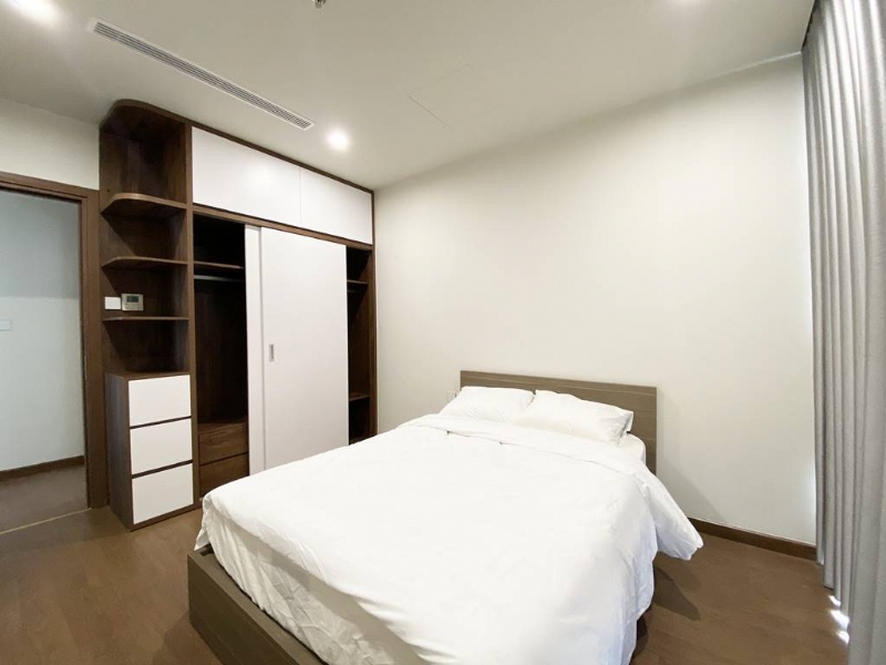 Elegant 3 bedrooms in The Matrix One Le Quang Dao for rent 9