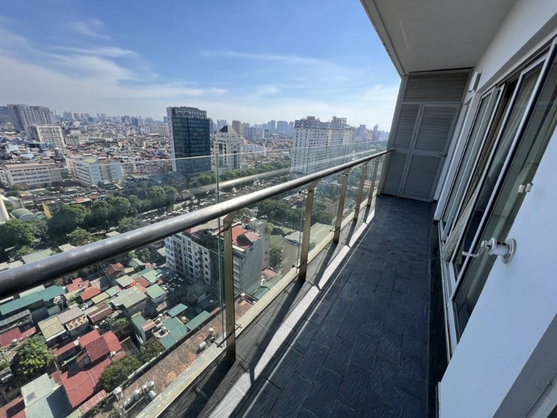 Elegant 3BDs apartment in Lancaster Hanoi to rent 19