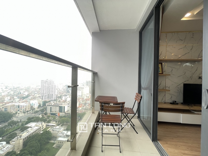 Elegant apartment for rent in M3 building, Vinhomes Metropolis Lieu Giai 11
